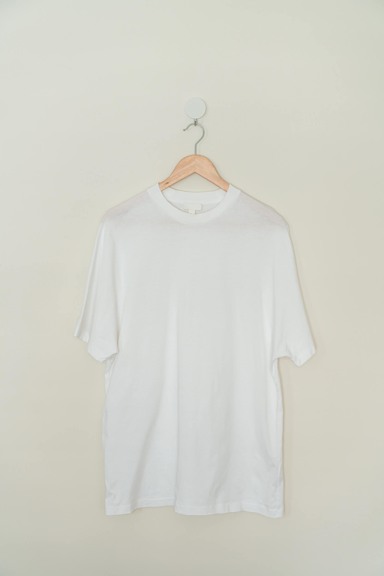 T-Shirt / White